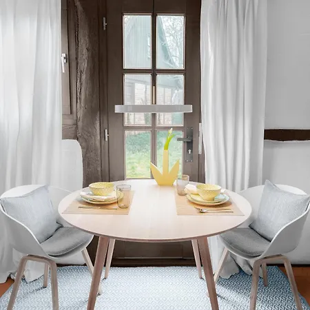 Moderne Trifft Auf Fachwerk Apartment Wedemark